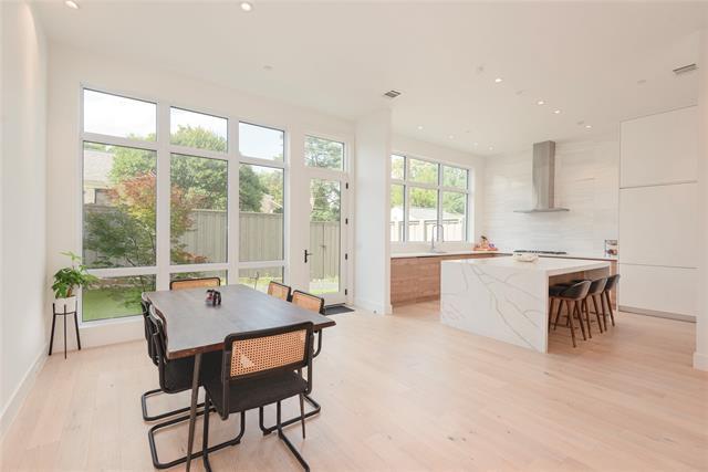 Foto del edificio - 610 N Oak Cliff Blvd