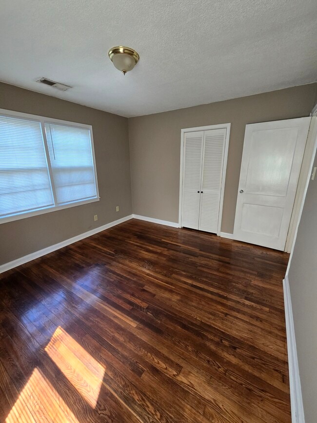 Photo - 2691 Milton Ave House