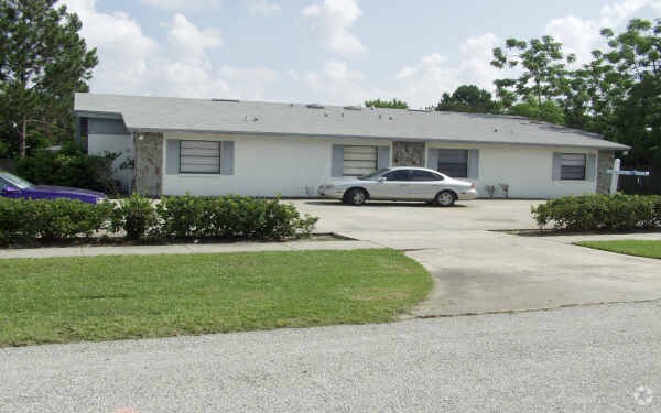 Primary Photo - 4149 Spitfire Ave