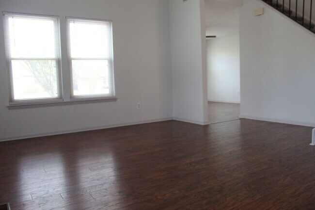 Foto del edificio - LAKE CHRISTOPHER