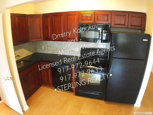 Building Photo - 2716 12th St