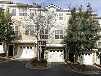 Building Photo - 1947 Sterling Oaks Cir NE