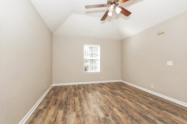 Building Photo - 1028 Windsor Brook Pl