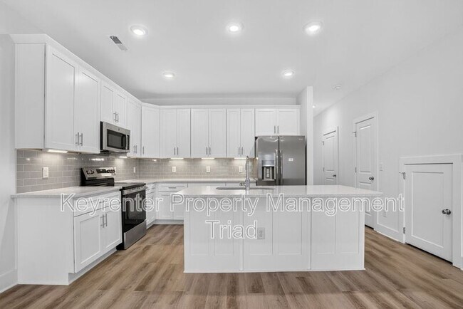 Building Photo - 3703 Bridleton Ridge Trail