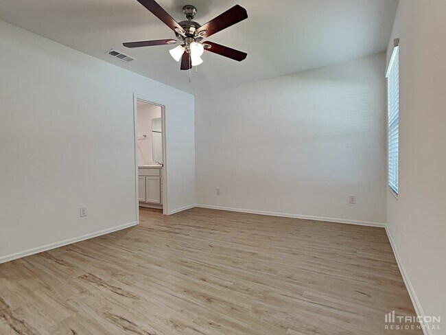 Foto del edificio - 18622 Rosehill Pr Dr