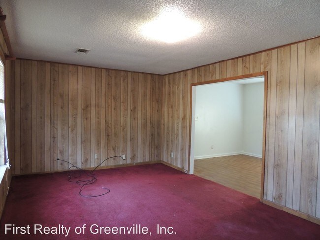 Foto del edificio - 3 br, 1.5 bath House - 505 Amanda Street
