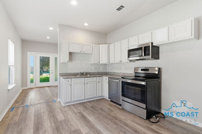 Building Photo - 117 Earle Taylor Ln