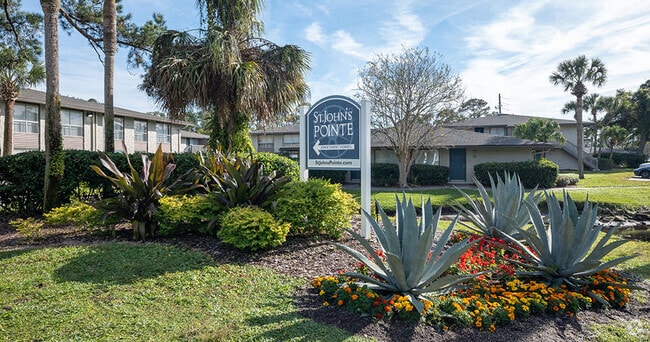 Building Photo - St. John's Pointe Apartment Homes