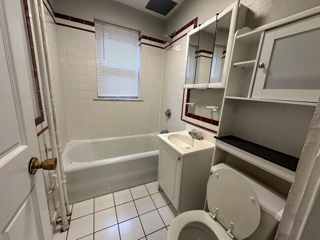 Foto del edificio - 1 Bedroom