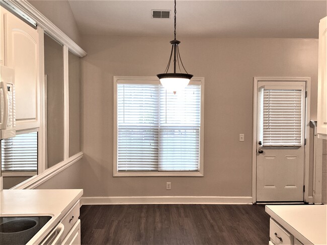 Building Photo - 20 Capers Creek Drive