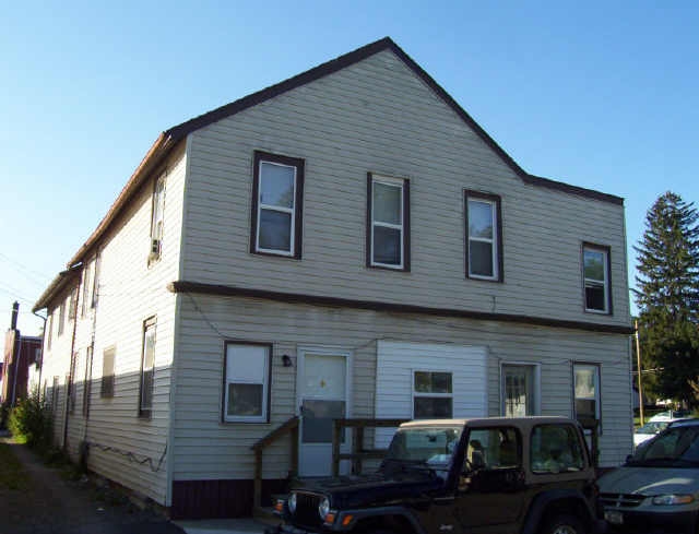 Primary Photo - 7 Trumbell St
