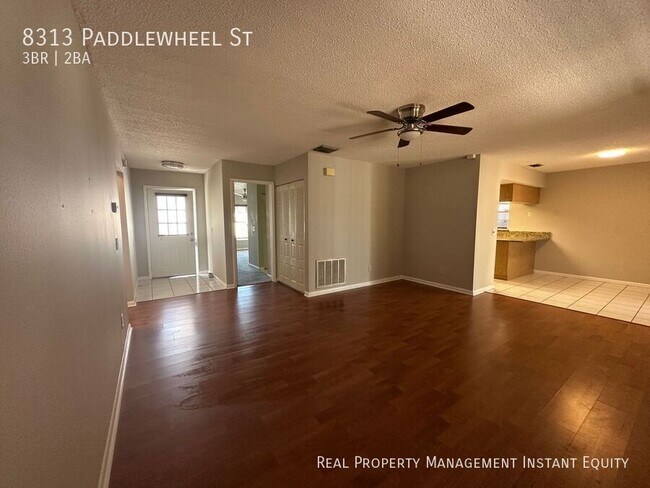 Foto del edificio - 8313 Paddlewheel St