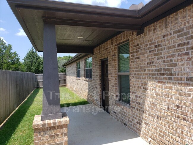 Foto del edificio - 1417 N Monte Vista St