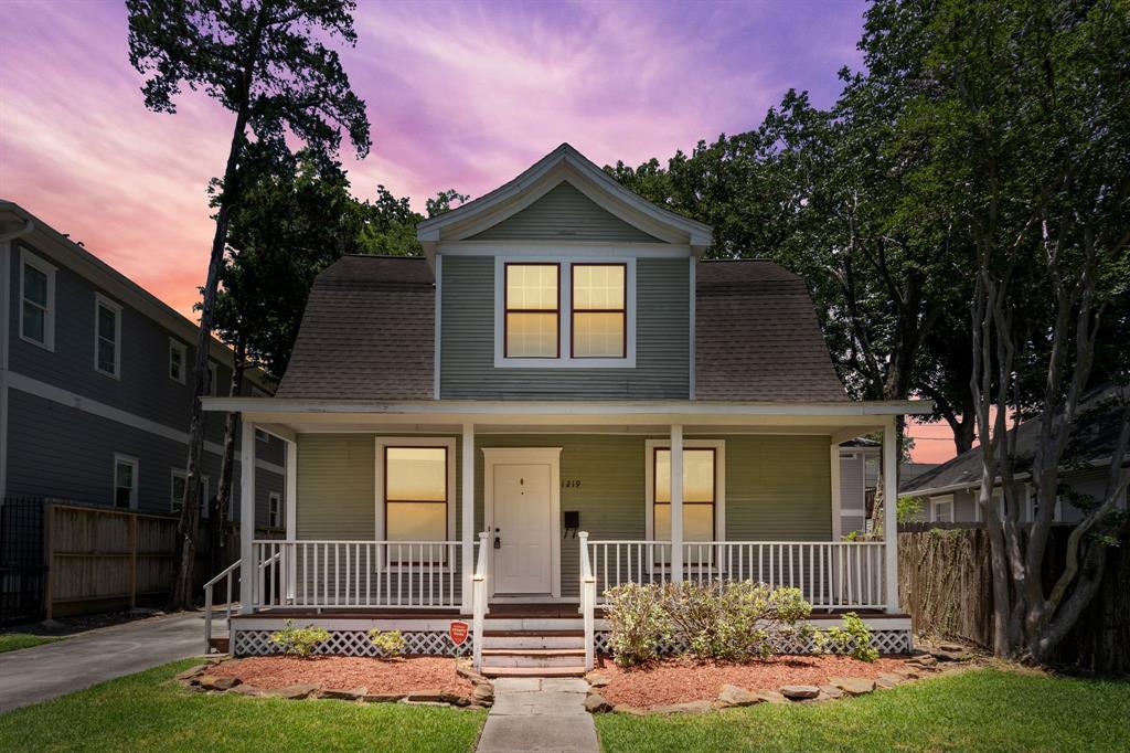 1219 Rutland St, Houston, TX 77008 House for Rent in Houston, TX