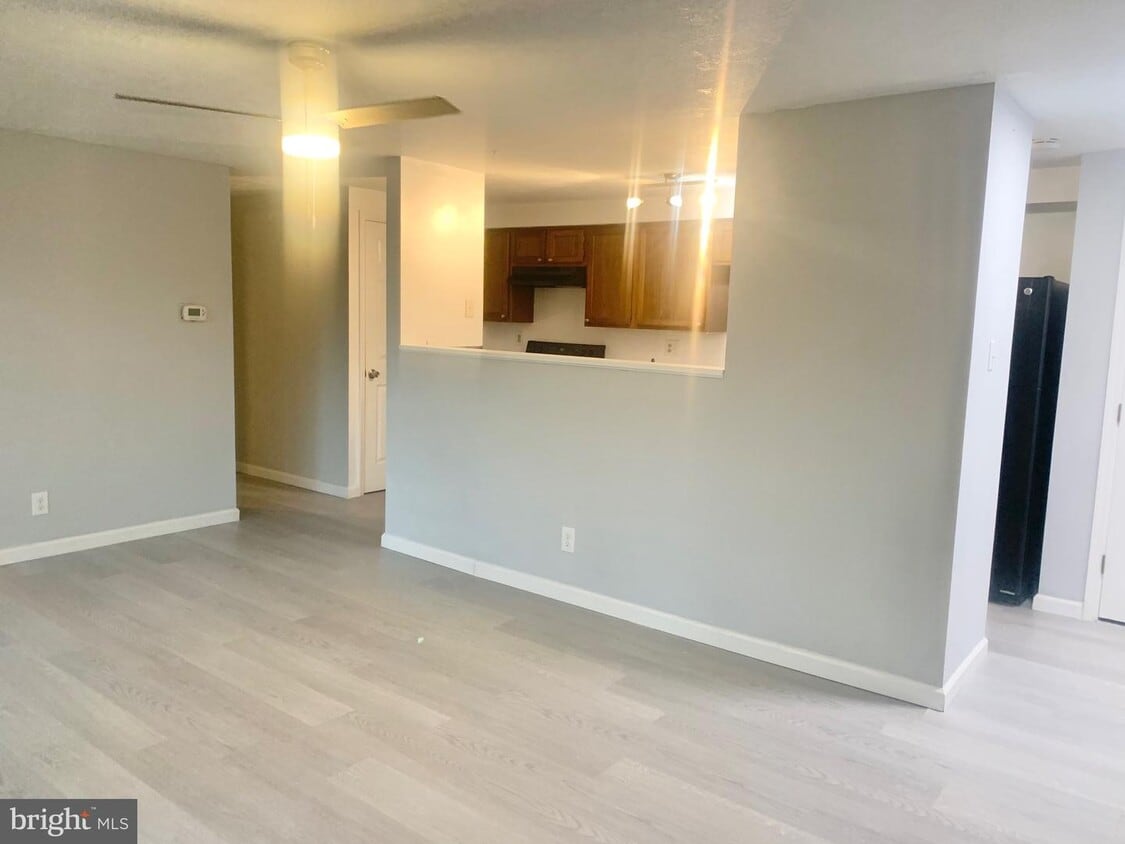 5 Cranberry Ct, Evesham, NJ 08053 Room for Rent in Evesham, NJ