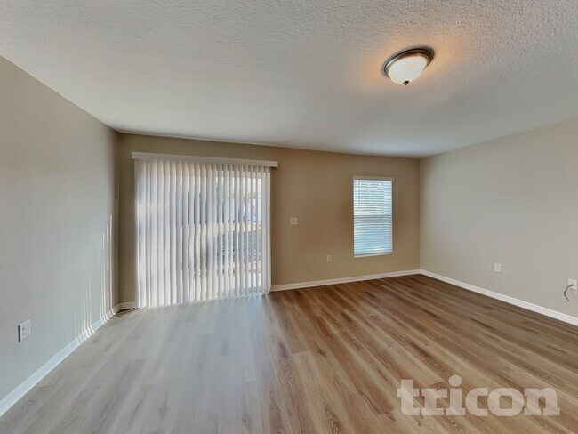 Foto del edificio - 1130 Alloway Ave