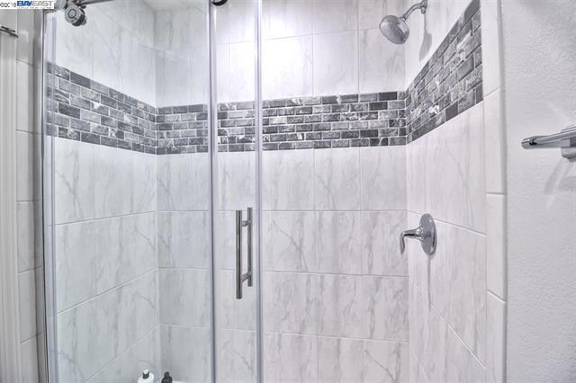 Foto del edificio - 418 Old Orchard Ct