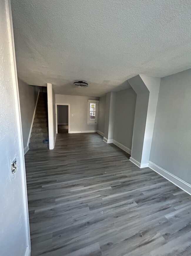 Foto del edificio - 1035 N Pine St