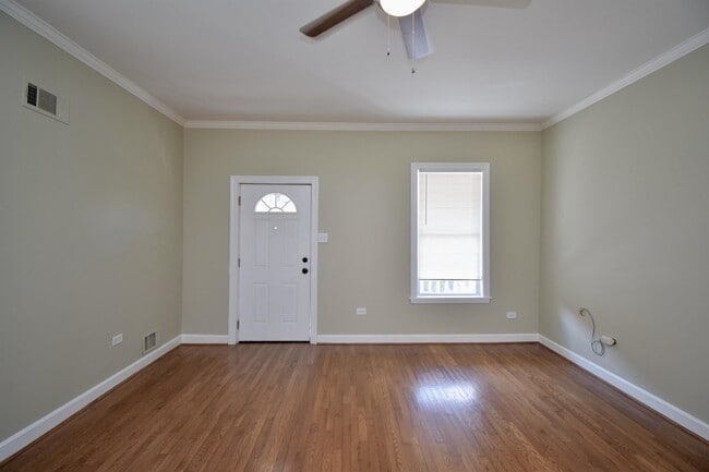 Building Photo - 1244 Elsinore Ave