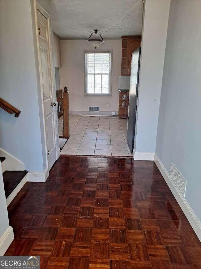 Foto del edificio - 3717 Leisure Ct