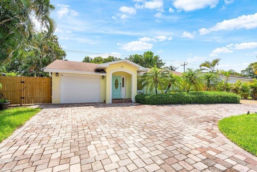 Photo - 671 Lindell Boulevard Unit