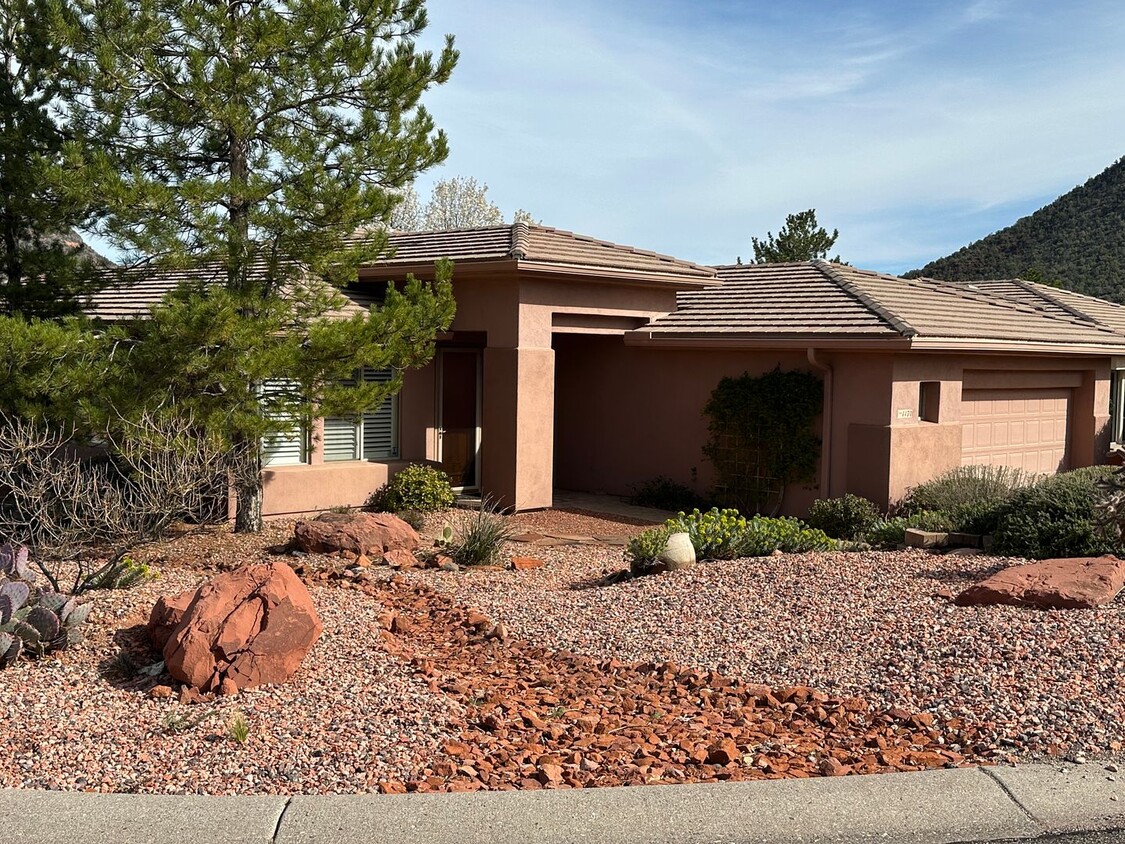 Primary Photo - HOUSE - VILLAGE OF OAK CREEK - RED ROCK VIEWS