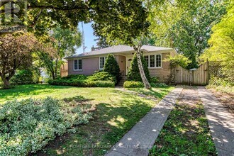 Building Photo - 438 Sandmere Pl