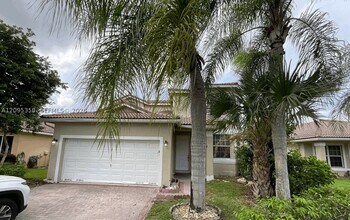 Building Photo - 11867 SW 7th St