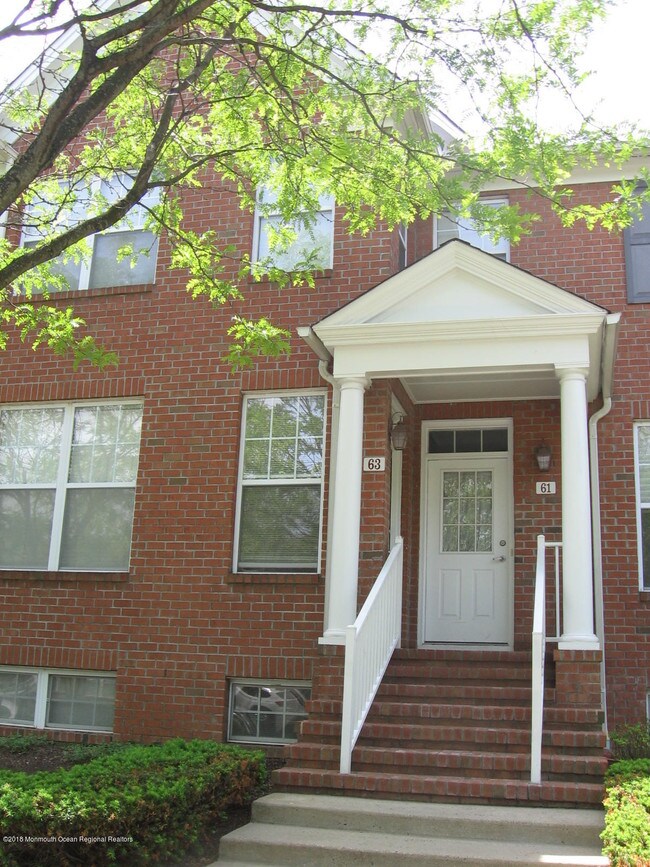 Building Photo - 63 Franklin School Way