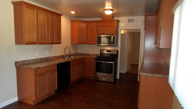 Building Photo - Single Story 4BR 2BA Home 2 Car Garage