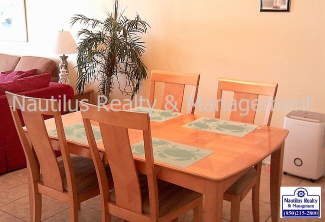 Foto del edificio - 10519 Front Beach Rd