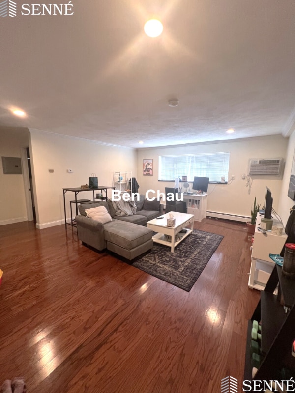Primary Photo - 6 Blair Pl