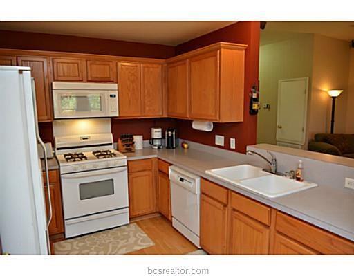 Building Photo - 3717 Westfield Dr
