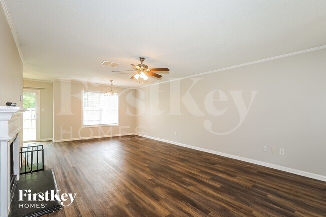 Building Photo - 4815 Bob White Run