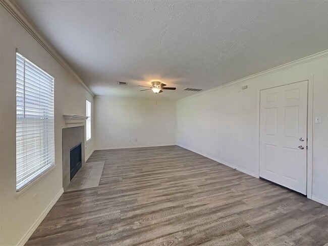 Building Photo - 7819 Talladega Springs Ln