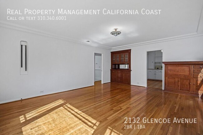 Foto del edificio - 2132 Glencoe Ave