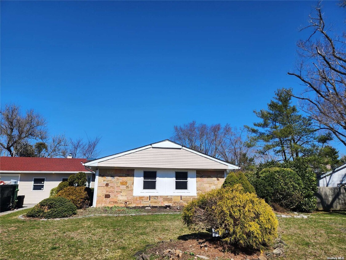 Primary Photo - 24 Malvern Ln