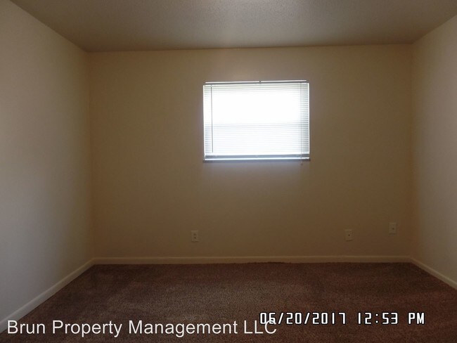 Foto del edificio - 2716 Holbrook Dr