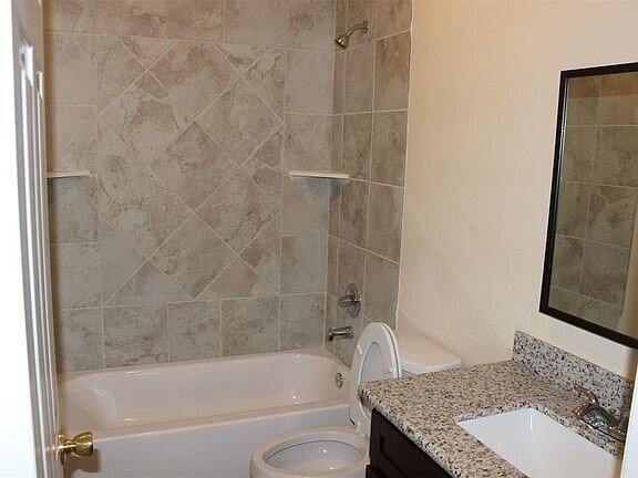 Foto del edificio - 10102 Neuens Rd