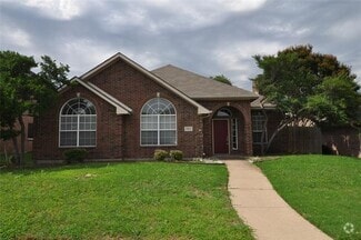 Building Photo - 4804 Glen Echo Dr