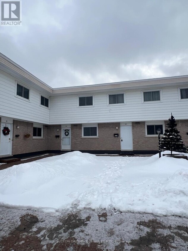 Photo du bâtiment - 55 Hadley Cir