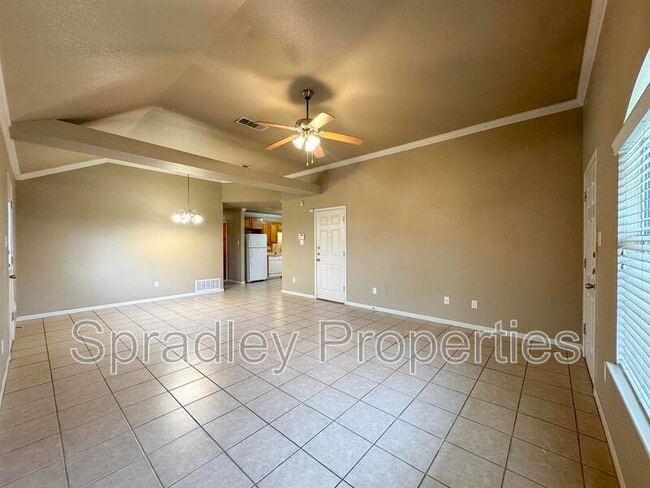 Building Photo - 4850-48205 205 Loop