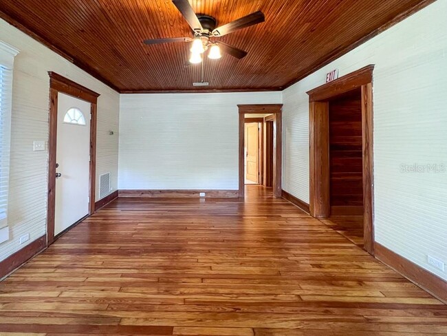 Foto del edificio - 115 NW 7th Terrace