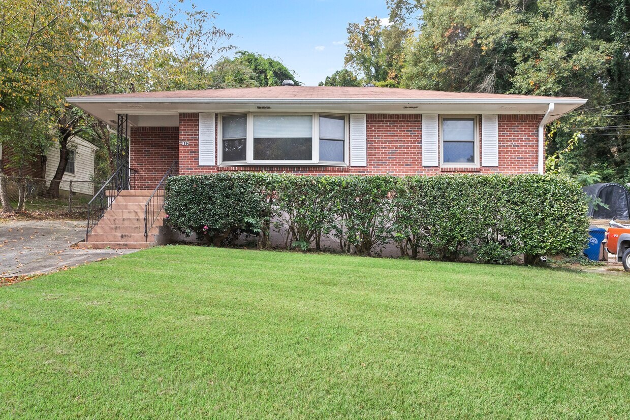 822 Gertrude Pl NW, Atlanta, GA 30318 House Rental in Atlanta, GA