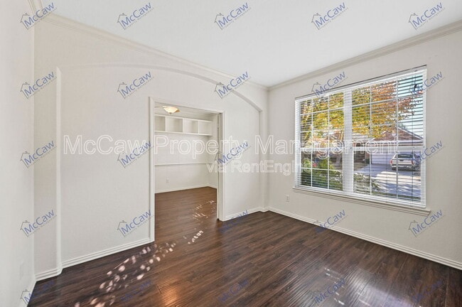 Photo - 5117 Holly Hock Ln House