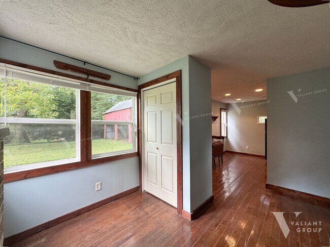 Foto del edificio - 1313 S Jefferson Ave