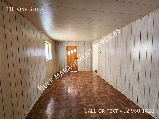 Foto del edificio - 218 Vine St