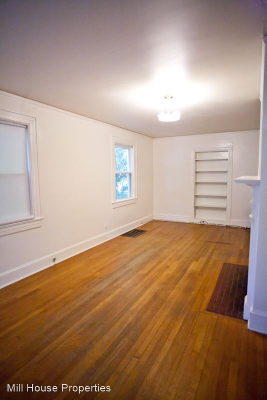 Building Photo - 3 br, 1.5 bath House - 119A North Street