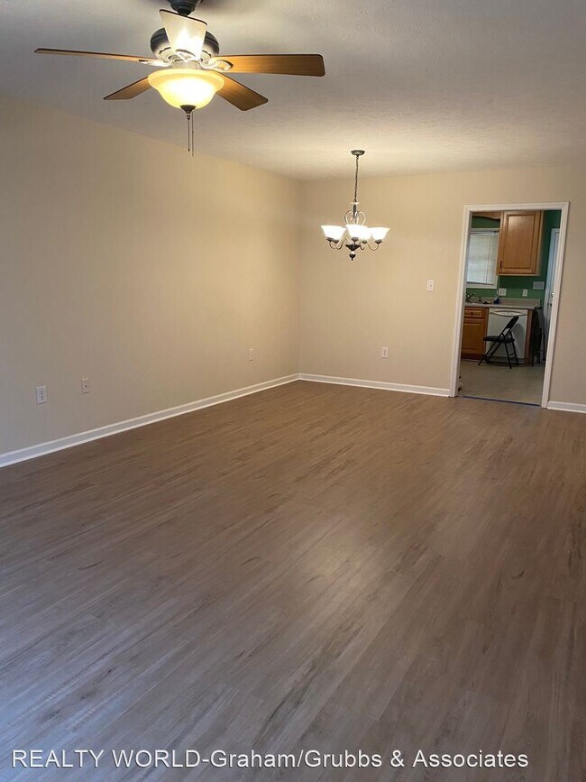 Building Photo - 3 br, 2.5 bath House - 14981B Kenwyn Drive