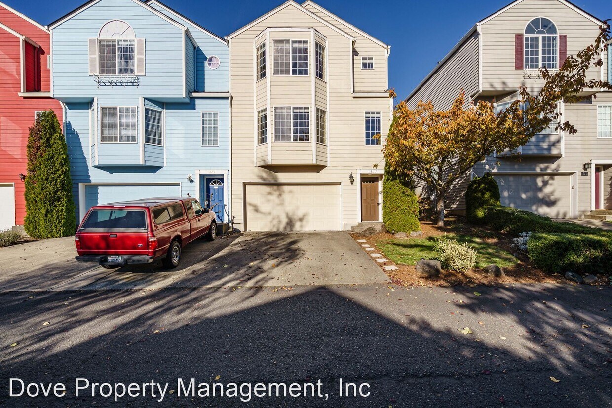 3 br, 2.5 bath House 1217 NW 7th Way House Rental in Camas, WA